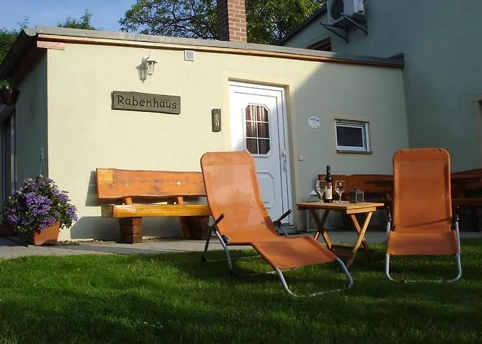 With 3 Bedrooms بيت للعطل