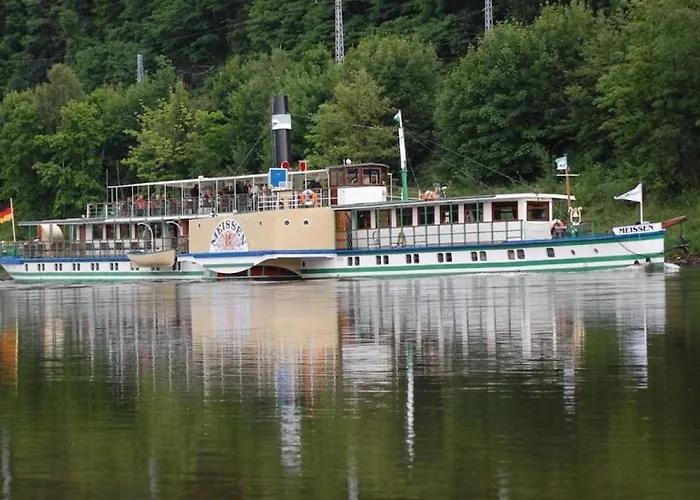 With 3 Bedrooms * Rabenau